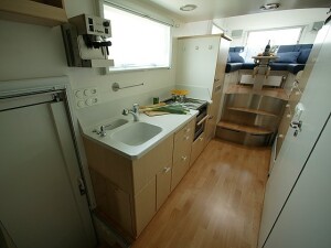 garbage_house5