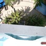 thekumachan_Picture_on_Northside_looking_down_from_Aloha_tower_5-27-01