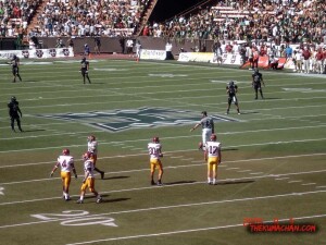 thekumachan_USC-UH_football_game-11