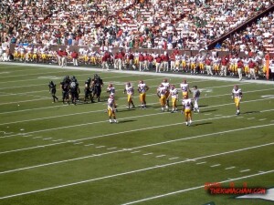 thekumachan_USC-UH_football_game-16