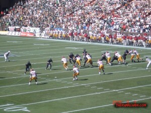 thekumachan_USC-UH_football_game-17