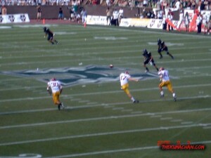 thekumachan_USC-UH_football_game-20
