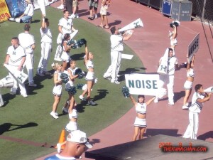 thekumachan_USC-UH_football_game-28