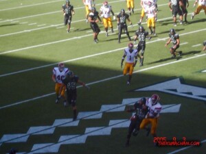thekumachan_USC-UH_football_game-29