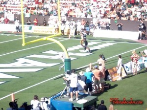 thekumachan_USC-UH_football_game-30
