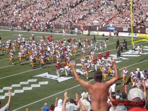 thekumachan_USC-UH_football_game-5