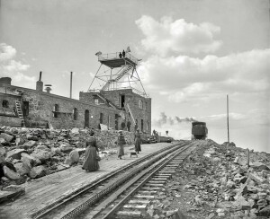 thekumachan_100_year_old_USA_photos-10
