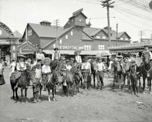 thekumachan_100_year_old_USA_photos-17