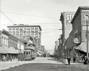 thekumachan_100_year_old_USA_photos-32