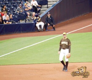 thekumachan_san_diego_padres_game-07