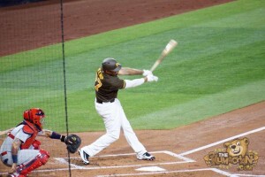 thekumachan_san_diego_padres_game-11