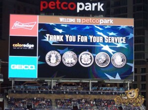 thekumachan_san_diego_padres_game-18