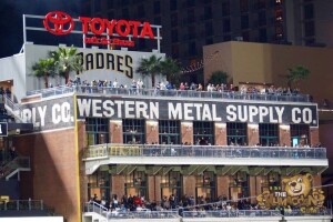 thekumachan_san_diego_padres_game-52