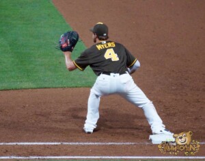thekumachan_san_diego_padres_game-64