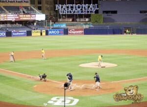 thekumachan_san_diego_padres_game-75