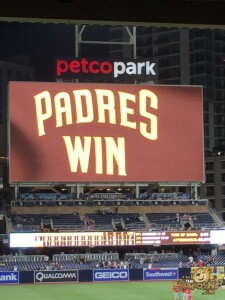 thekumachan_san_diego_padres_game-81